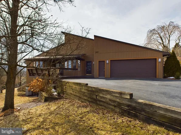3012 Mountain Cres, Montoursville, PA 17754