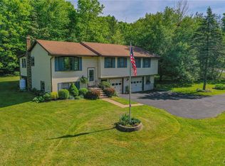 1001 Jackson View Rd, Stroudsburg, PA 18360