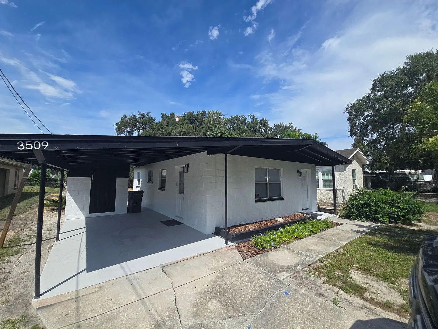 Remodeled 3 bed 1 bath home — Photo 2
