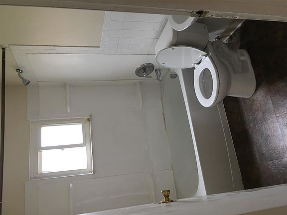 3rd image of 3644 Cushing Dr APT A