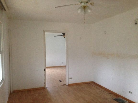 3rd image of 9307 S Parnell Ave #A