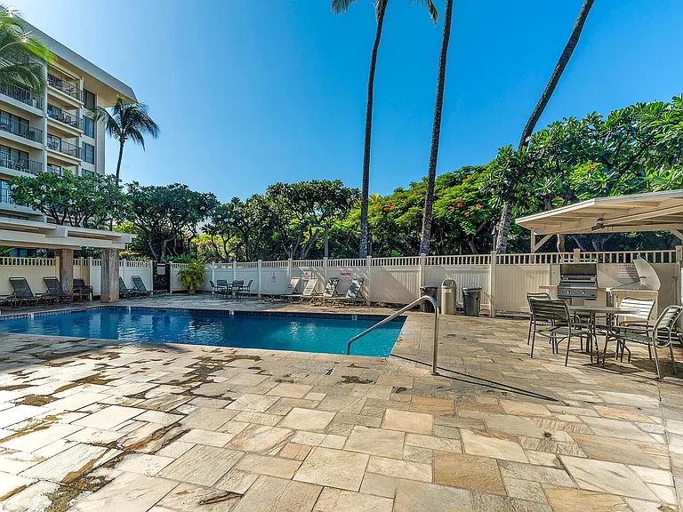 S Kihei Rd — Photo 34