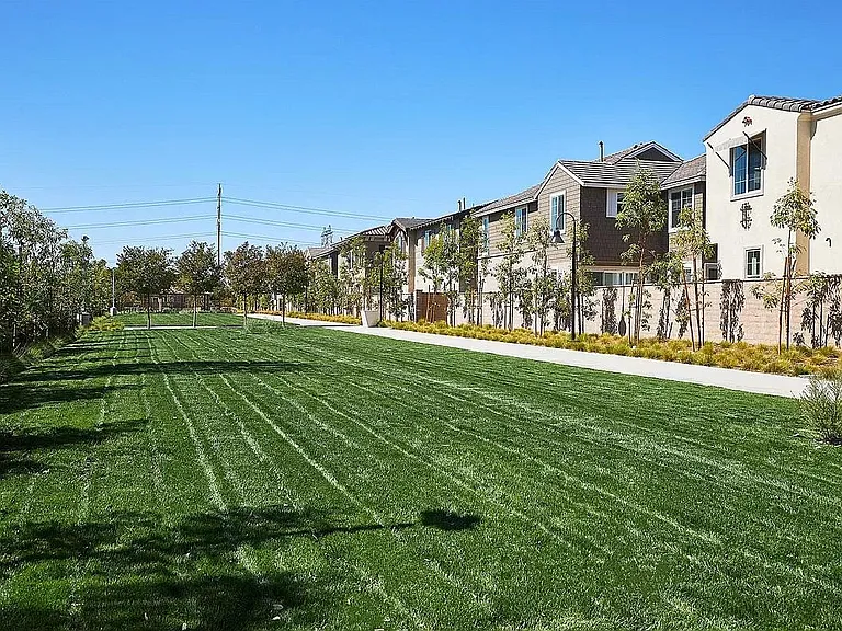 7470 Starry Night Pl — Photo 17