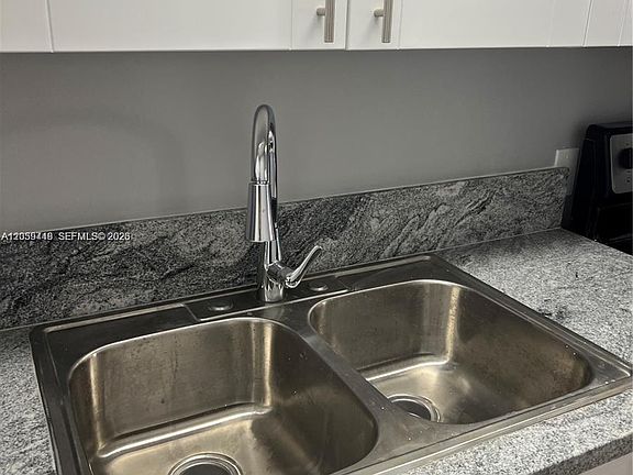 3rd image of 645 W 68th St #645