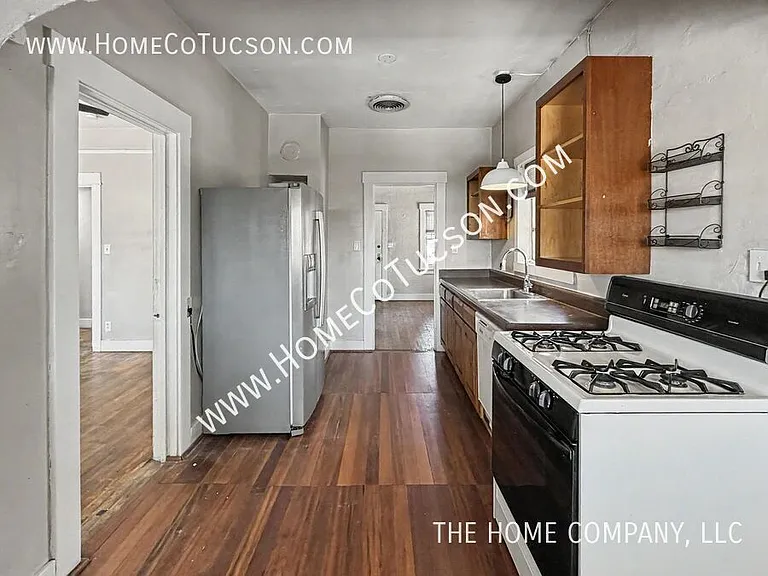 544 E Speedway Blvd — Photo 6