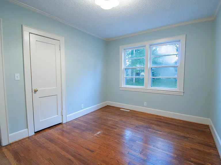 134 Lausanne Dr — Photo 10
