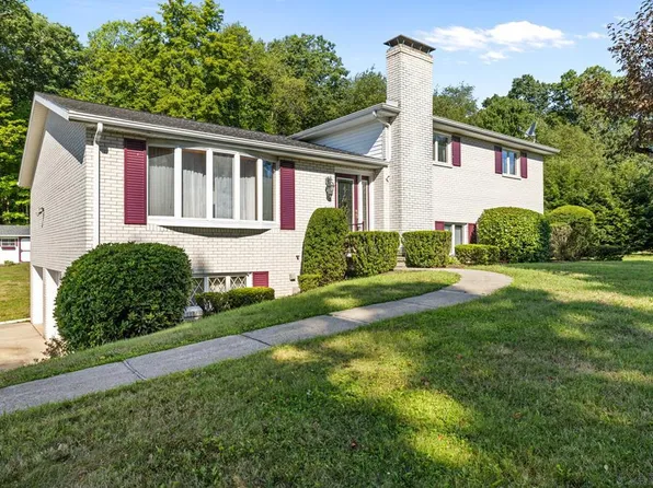 100 Doel Rd, Johnstown, PA 15905