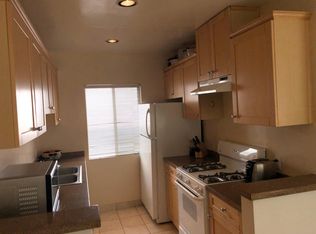 962 Granville Ave APT 6, Los Angeles, CA 90049