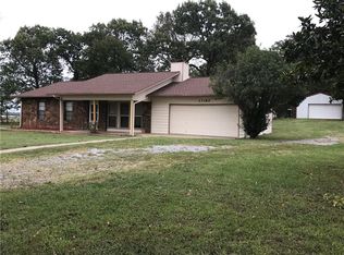 13380 Beaty Rd, Gravette, AR 72736