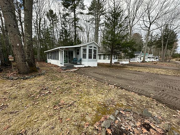 2nd image of 150 Chapel Road #817