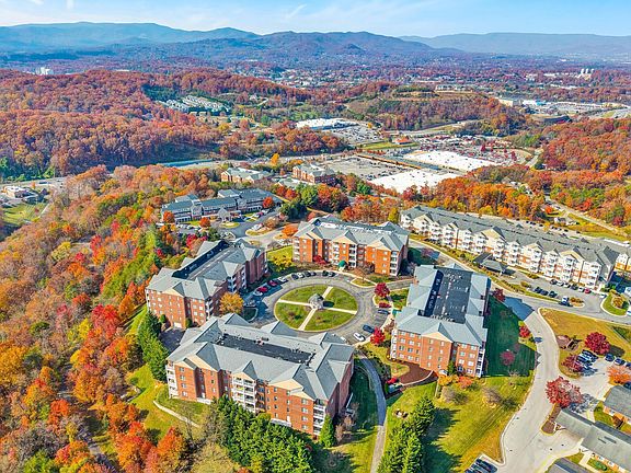 4th image of 4434 Pheasant Ridge Rd SW Unit 101