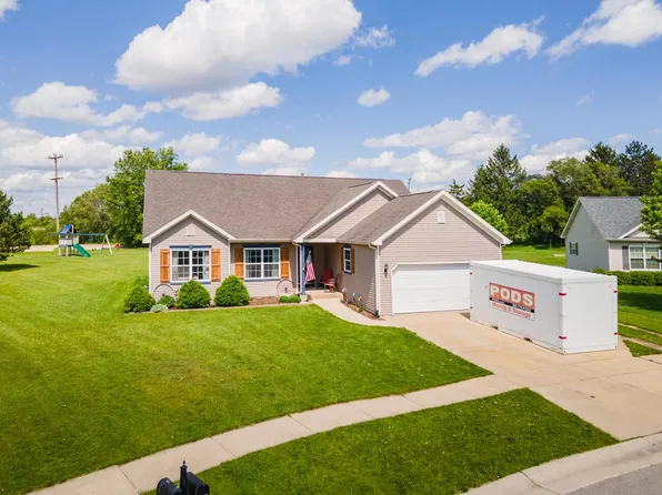 539 South Woodpine DRIVE, Elkhorn, WI 53121