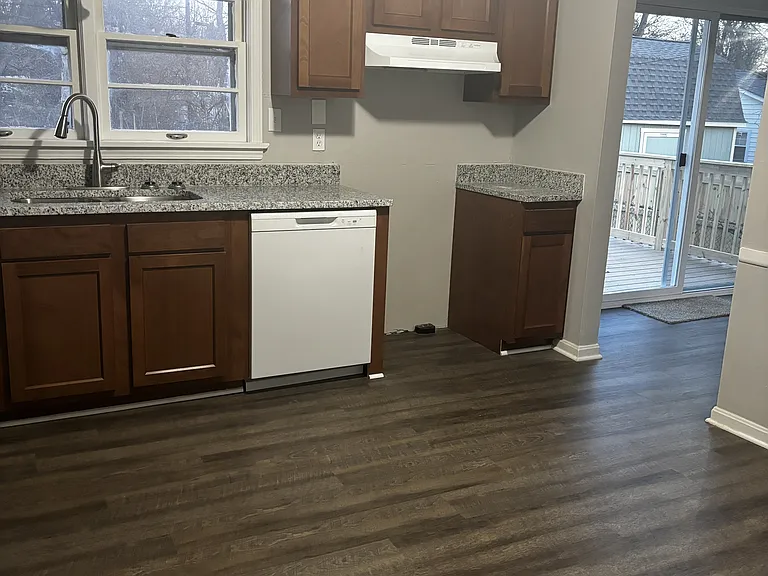4406 Rockwood Dr — Photo 17