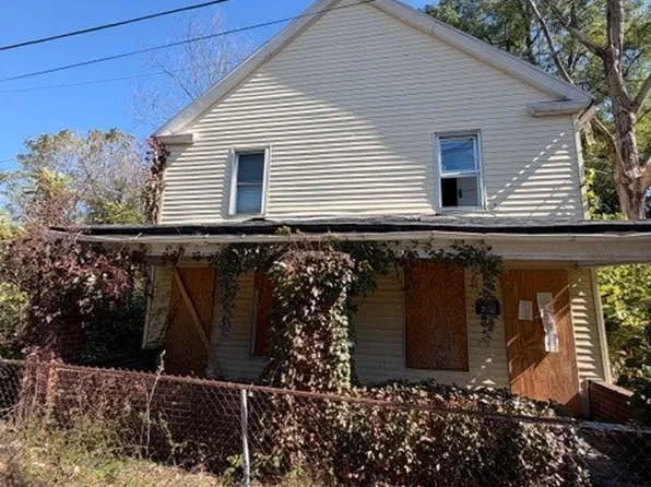 101 Kent Pl, Akron, OH 44305