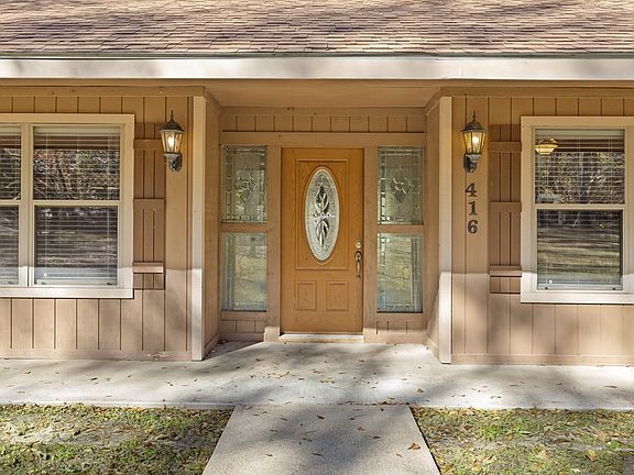 4th image of 101 Los Flores Dr