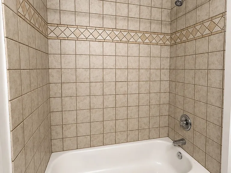 227 W Riverside Ave #213 — Photo 8