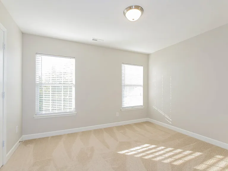 1041 Ramsgate Dr SW — Photo 11