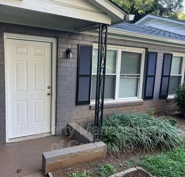 326 Loop St #G — Photo 1
