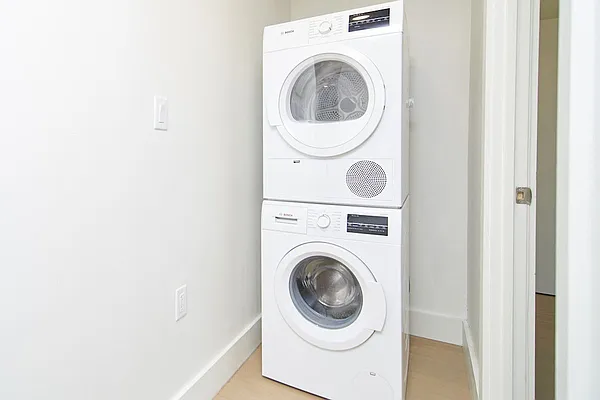 Rented by Olnick Organization | media 4