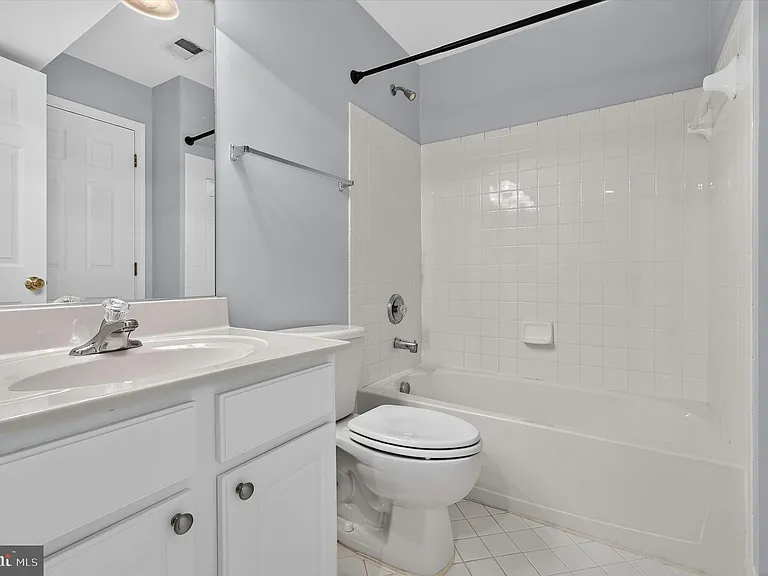 25670 S Village Dr — Photo 45