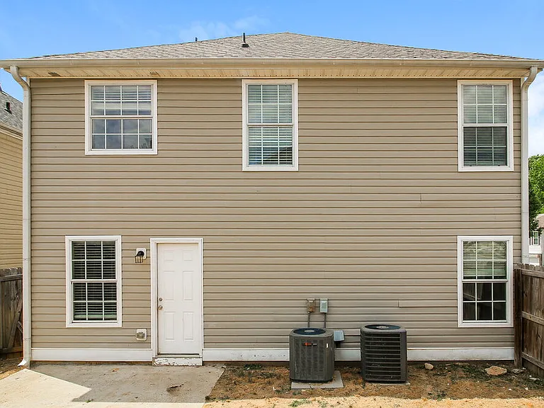 5848 El Segundo Way — Photo 17