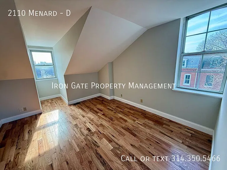 2110 Menard St #D — Photo 15