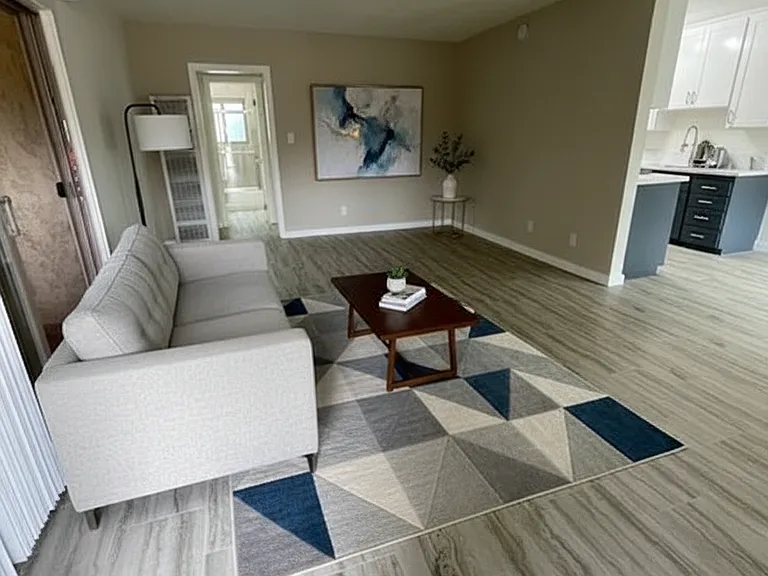 Country Club Terrace — Photo 18