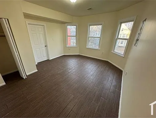 38 Park St #2 — Photo 6