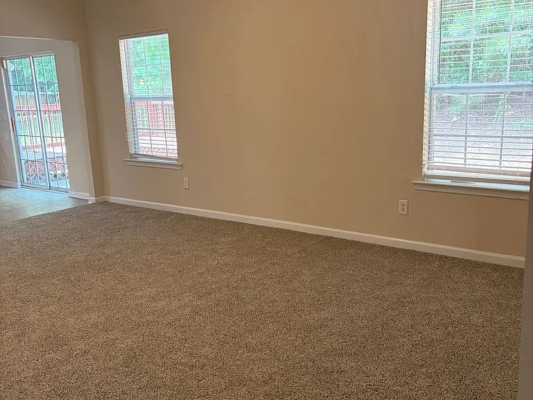 835 N Bay Overlook — Photo 9
