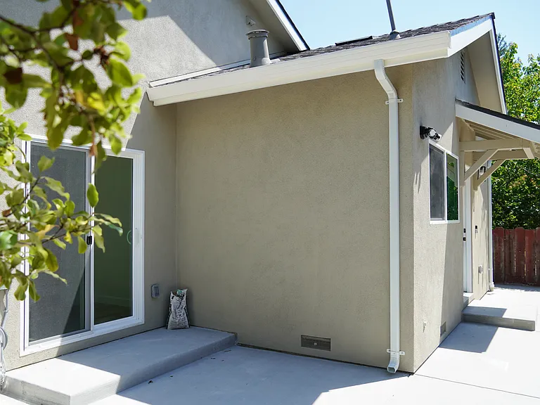 938 Heatherstone Ave — Photo 17