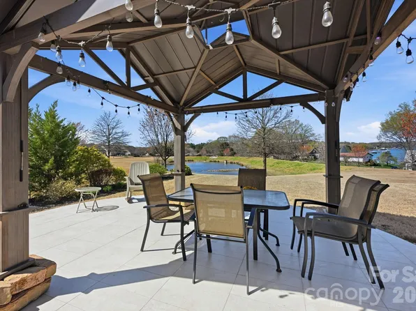 108 Heron Cove Loop #62, Mooresville, NC 28117
