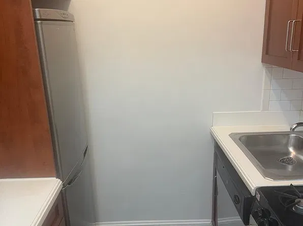 338 E 83rd St APT 1A, New York, NY 10028