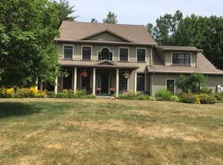 2 Purling Brooks Dr, Hanover, NH 03755