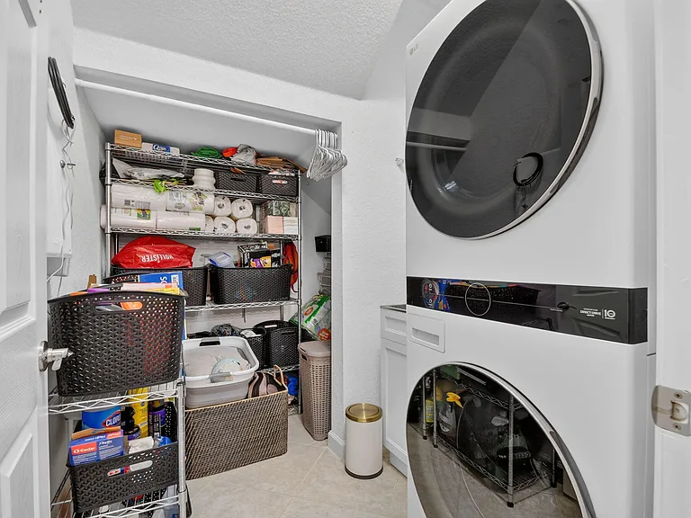10139 Wellington Parc Dr — Photo 66