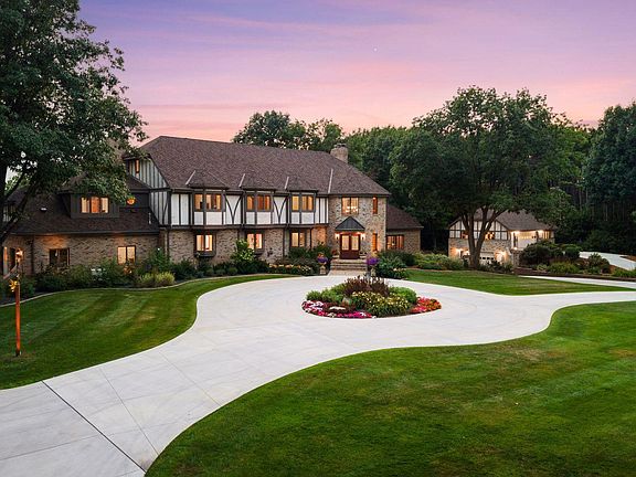 5th image of 1166 Nightingale Blvd