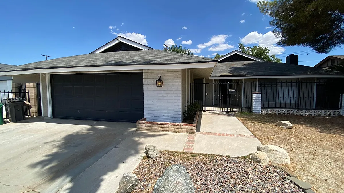 Building Photo - 37846 Rudall Ave