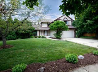 925 Muirhead Ave, Naperville, IL