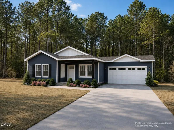 290 Raynor Sands Dr, Dunn, NC 28334