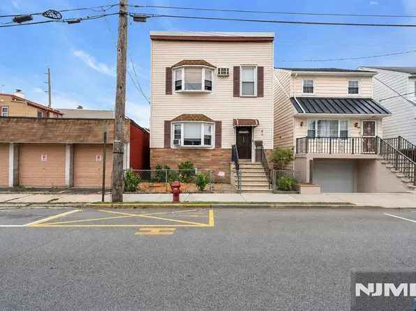152 Devon Terrace, Kearny, NJ 07032