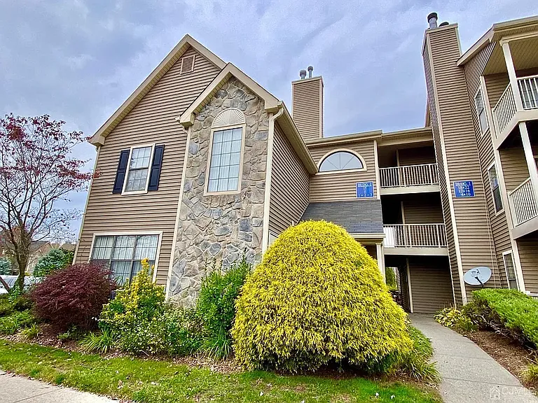3 Lear Ct — Photo 1
