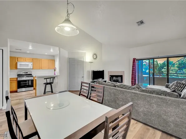 5022 S Rainbow Blvd Unit 203, Las Vegas, NV 89118