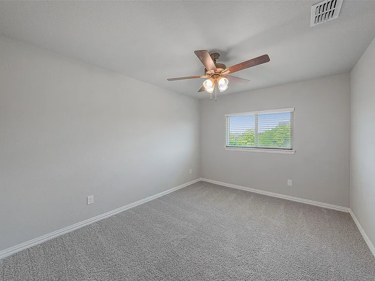 2744 Baneberry Ln — Photo 18