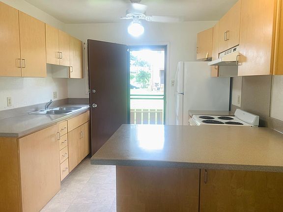 2nd image of 98-926 Noelani St