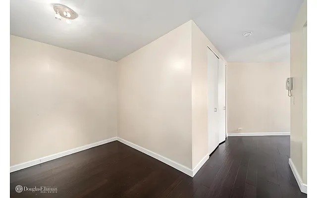 Rented by Douglas Elliman | media 17