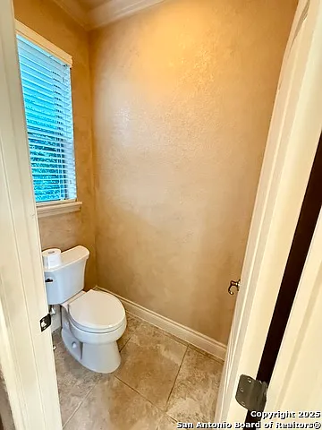 215 Evans Oak Ln — Photo 18