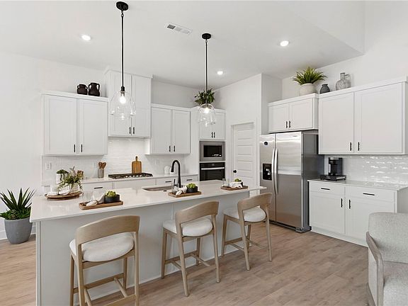 7th image of this home