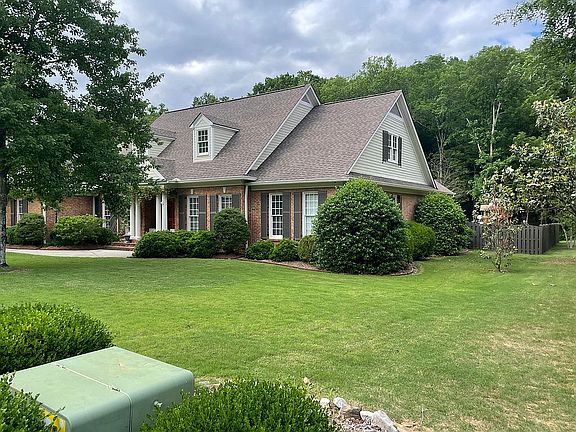 3rd image of 312 Broad Armstrong Dr
