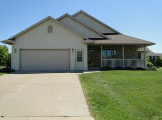 154 Lueders Rd, Sauk City, WI 53583