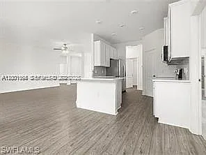209 SE 26th Ter — Photo 16