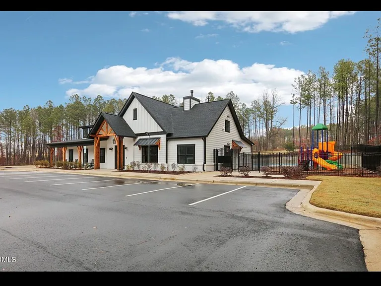 795 Red River Dr #2 — Photo 17